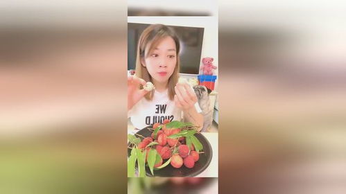 一女子買了無核荔枝,吃的時候卻是有核的荔枝,太坑了吧